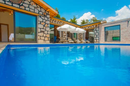 Villa Aleyna