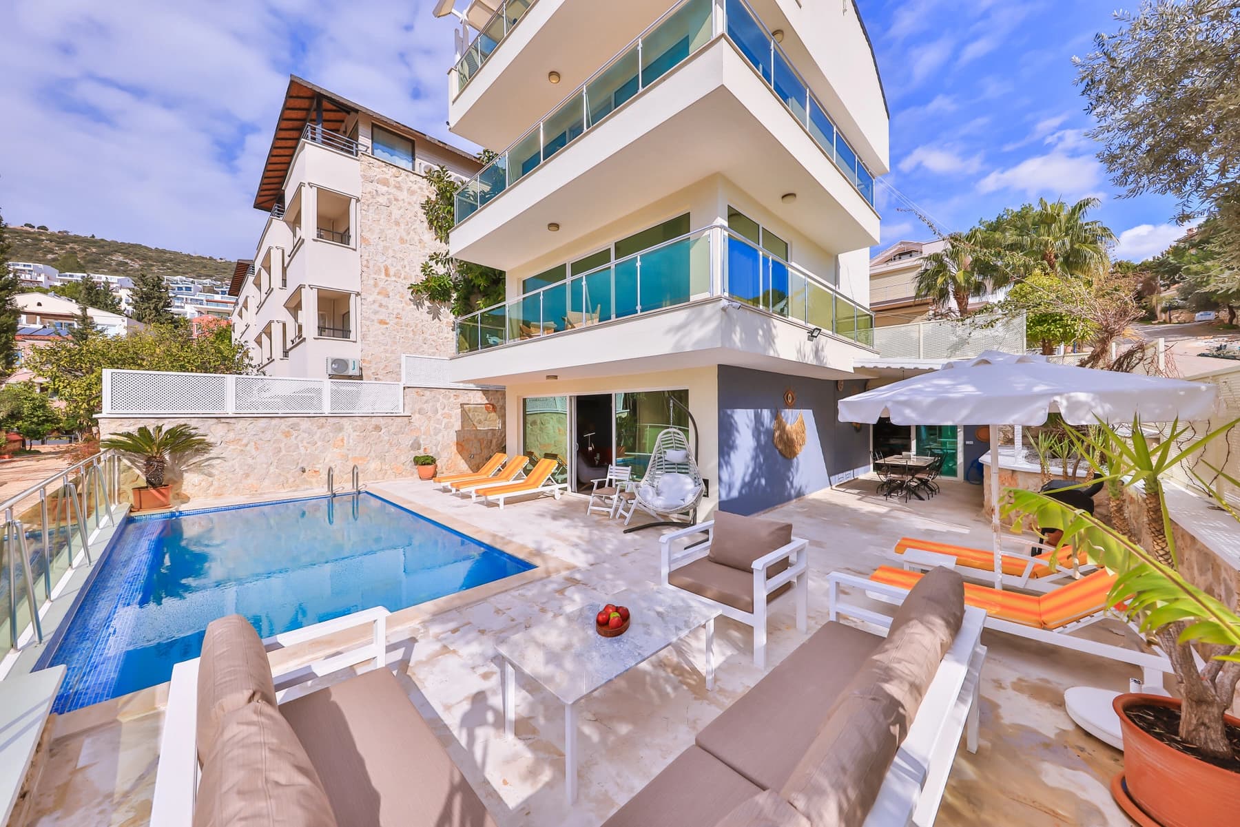 Villa Golden Lotus