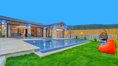 Villa Ege Sarıbelen Korunaklı Havuz 44